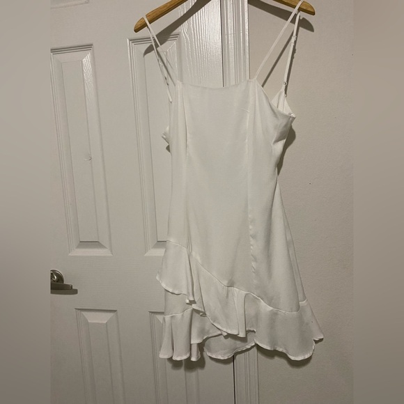 Francesca's Wyonnah Back Tie Ruffle Mini Dress- White Mini Dress small - Picture 10 of 14